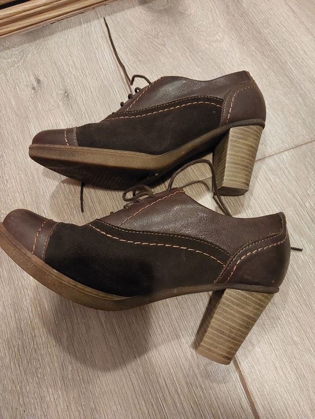 Zapatos piel. Lote de tres