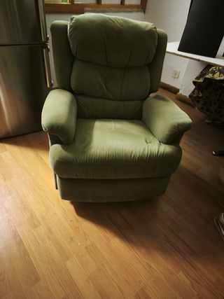 Sofá reclinable verde