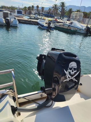 Barca Stable Cabinada 500