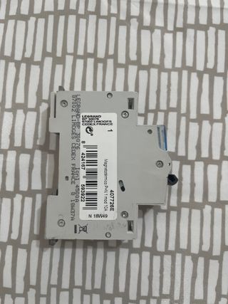 Magnetotérmico Legrand 10A