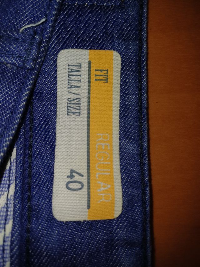 Shorts vaqueros rotos El Corte Inglés M