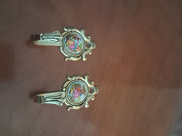 2 Agarraderas Cortina Metal Doradas