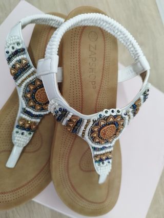 Sandalias blancas verano - cómodas