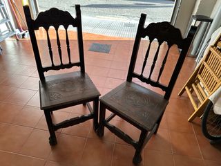 2 Sillas madera antiguas