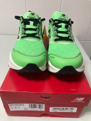 New Balance Hierro V9 - Talla 43
