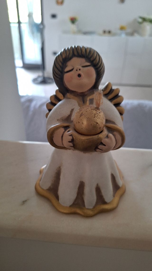 Angelo in porcellana - bianco e oro