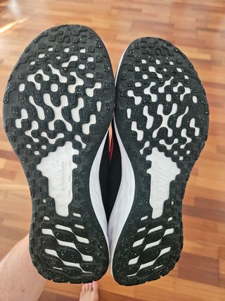 Zapatillas Nike niña - casi nuevas