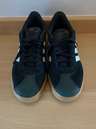 Zapatillas Adidas VL Court i24 negras