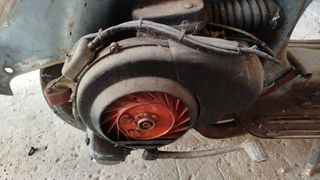 Vespa 150 Sprint Clásica
