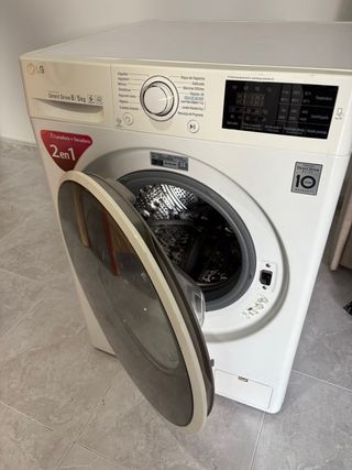 Lavadora-Secadora LG 8kg Direct Drive