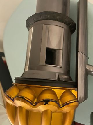 Dyson V15 SV22: Aspirapolvere senza fili