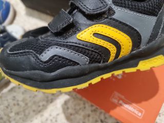 Zapatillas Geox Niño 25 DE REGALO OTRO PAR