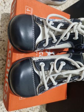 Zapatillas Geox Niño 25 DE REGALO OTRO PAR
