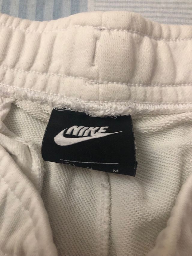 Pantalones blancos Nike