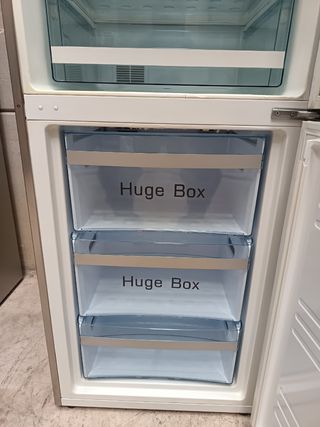 FRIGORÍFICO HAIER 1,88 A++ inox