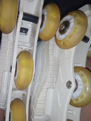 Patines en línea Mustang blancos