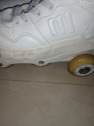 Patines en línea Mustang blancos