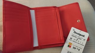 Cartera Desigual roja