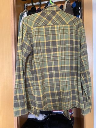 camisetas, polos, zapatillas, sudaderas, vaqueros,