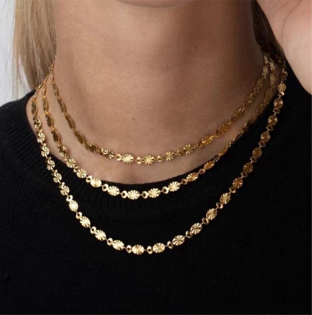 Collar dorado - Gargantilla