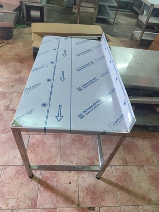 Mesa acero inoxidable - Cocina baja 
1.2 m 