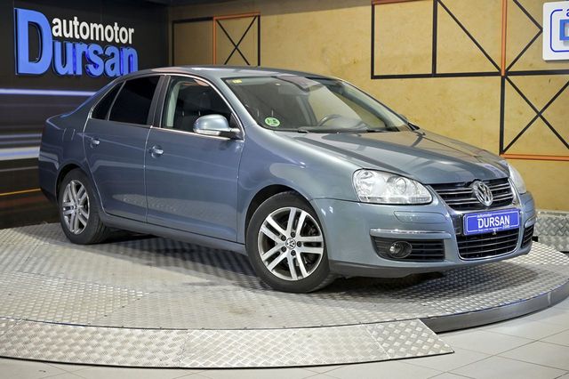 Volkswagen Jetta   1.4 TSI 140cv Advance 