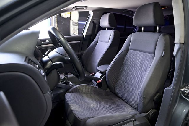 Volkswagen Jetta   1.4 TSI 140cv Advance 