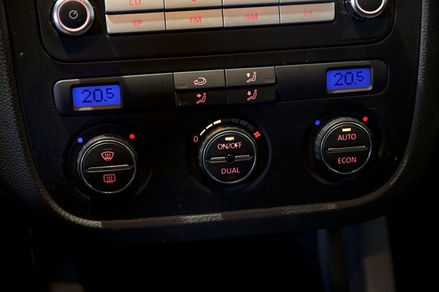 Volkswagen Jetta   1.4 TSI 140cv Advance 