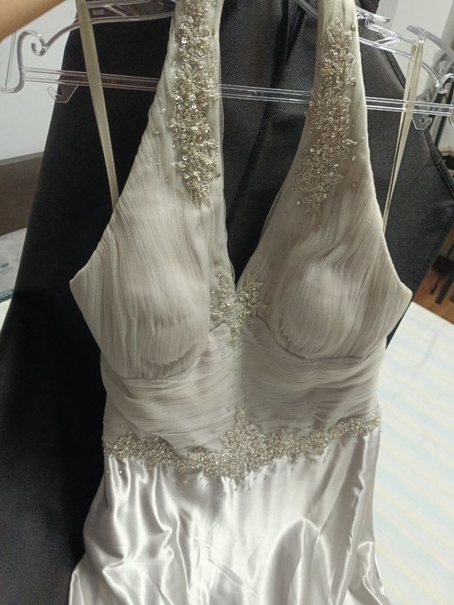 Abito da festa o da sposa in argento