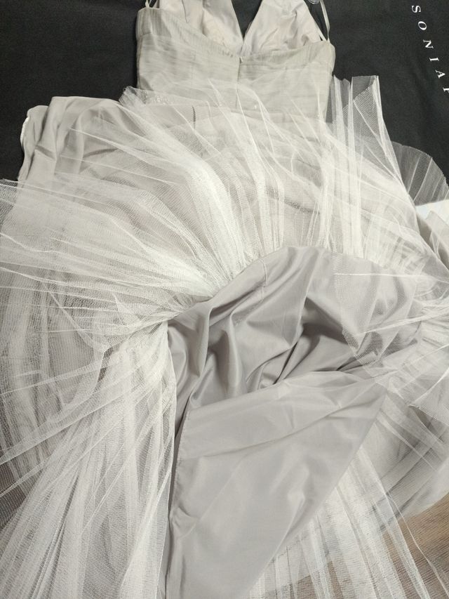 Abito da festa o da sposa in argento