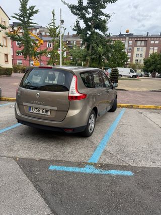 Renault Grand Scenic 2010