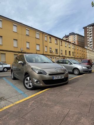Renault Grand Scenic 2010