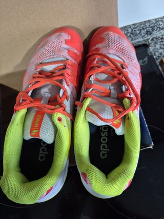 Zapatillas Babolat Padel - rojas y blancas - nº 43