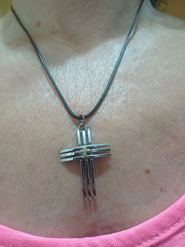 Collana croce acciaio stilizzata
