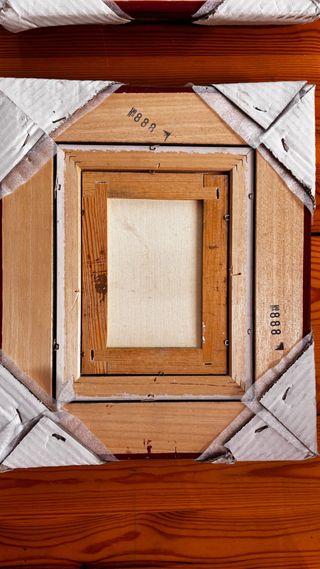 Cuadro antiguo de madera Montagud. 2 unidades