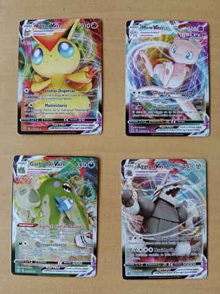 20 cartas Pokémon VMAX