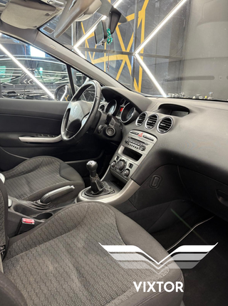 Peugeot 308 SW 1.6 VTi Premium