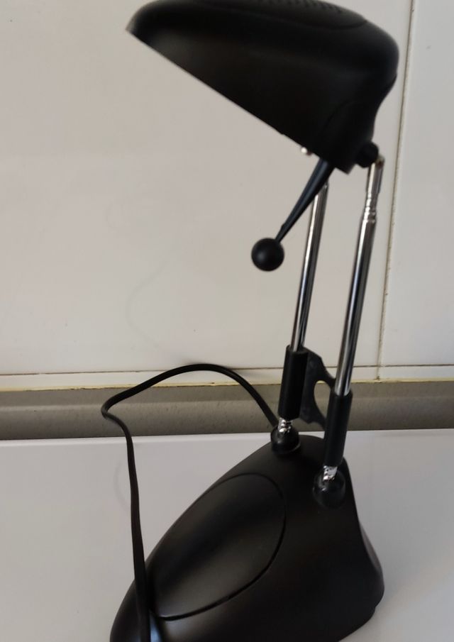 Lampara Escritorio Extensible Negra