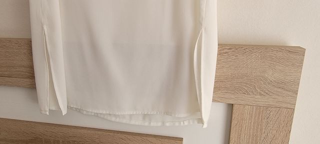 Blusa blanca sin mangas