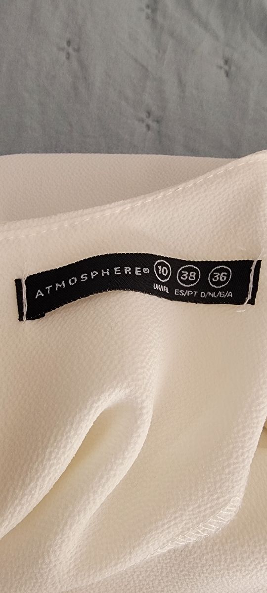 Blusa blanca sin mangas