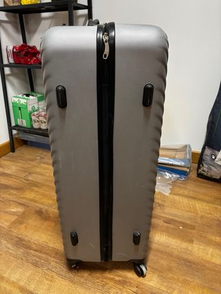 Maleta grande viaje.