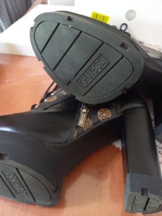 Botas Guess negras mujer