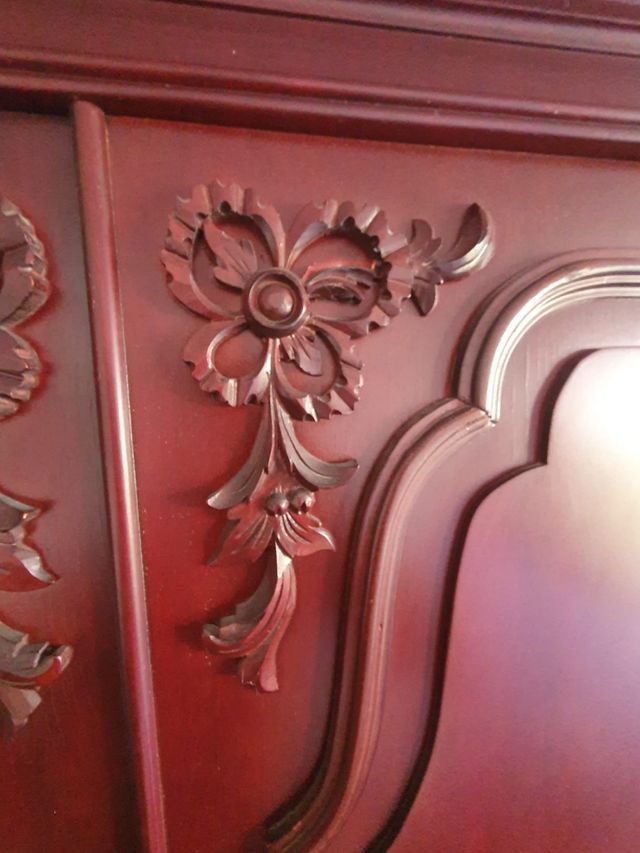 Armario antiguo 6 puertas en perfecto estado