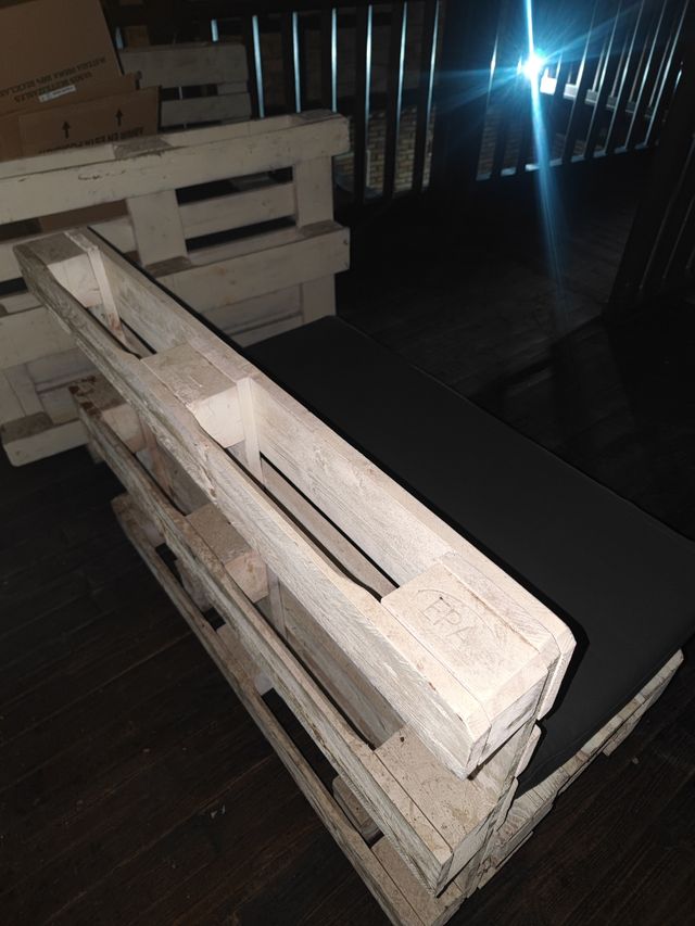 Sofá palets blanco - 2 plazas