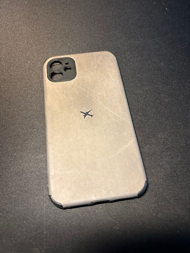 6 custodie per iPhone 11 - Assortite