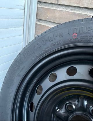 Rueda repuesto
120/80 R16 97M
Hyundai Kona/Tucson