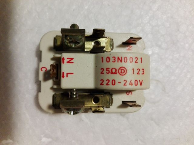 Relé compresor 220-240V