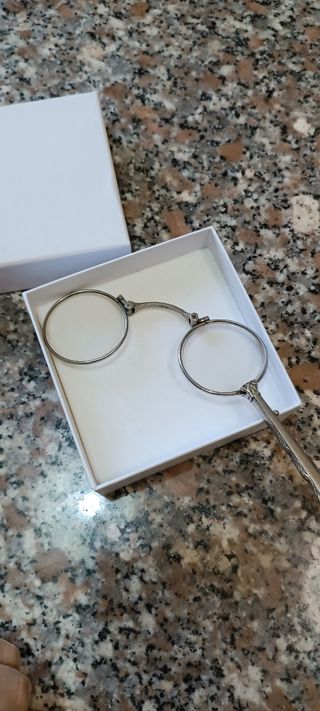 Lorgnette, occhiali antichi