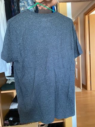 camisetas, polos, zapatillas, sudaderas, vaqueros