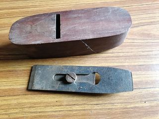 Cepillo carpintero antiguo